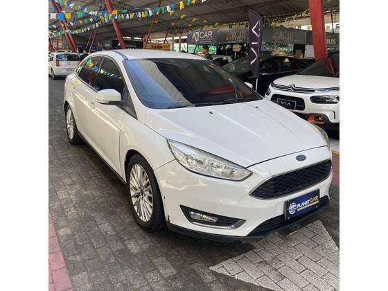 FORD FOCUS 2.0 SE 16V FLEX 4P POWERSHIFT FORD FOCUS 2.0 SE 16V FLEX 4P POWERSHIFT